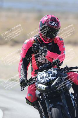 media/Oct-02-2025-Racers Edge (Thu) [[2c91cb6ab3]]/3-B Group/Session 3-Turn 16 (12pm)/